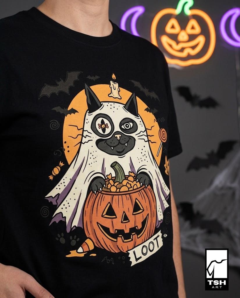 Ghost Cat Halloween Shirt | Spooky Kitten T Shirt | Cute Loot Graphic Tee | Retro Pumpkin Fall Top | Funny Cat Lover Clothes | Unisex Gift